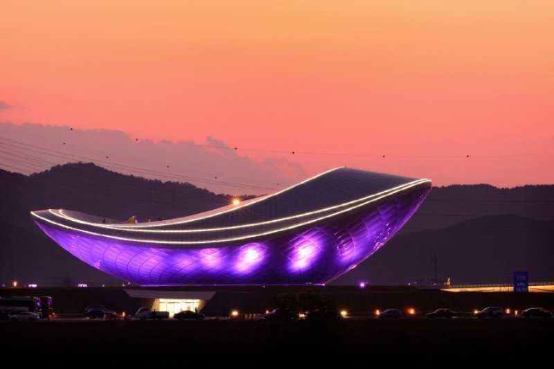 The ARC Cultural Center (디아크문화관) (7/8)