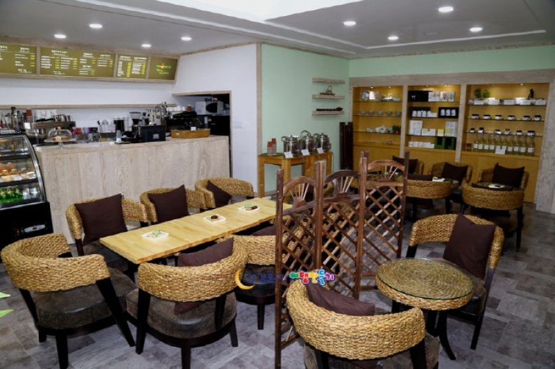 Medicinal Herb Tea Therapy Center  (한방 티 테라피 체험장) (2/4)