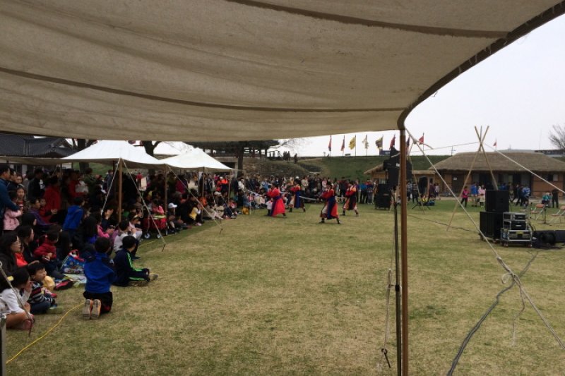 Haemi Eupseong Traditional Cultural Performance  (4/5)