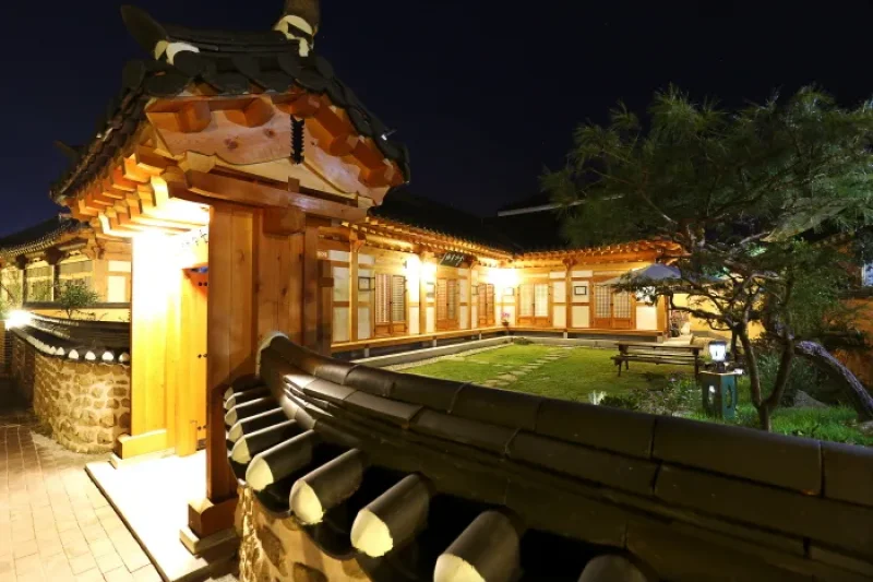 Hanok Hyeyum[Korea Quality] / 한옥혜윰[한국관광 품질인증/Korea Quality] (7/13)