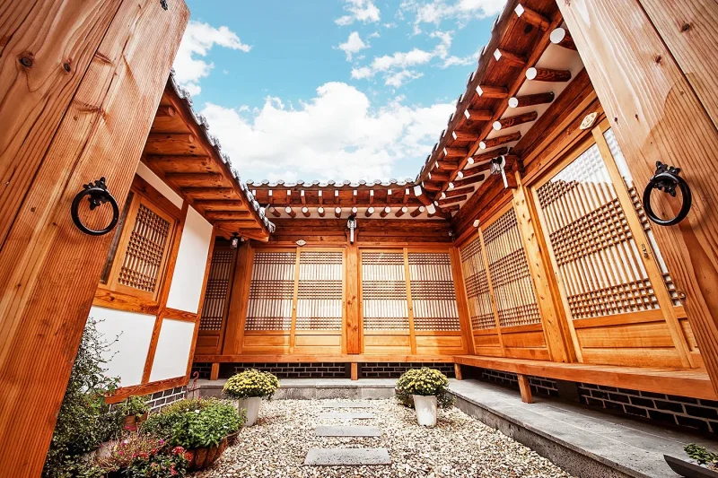 Jeongga Hanok (정가한옥) (6/7)