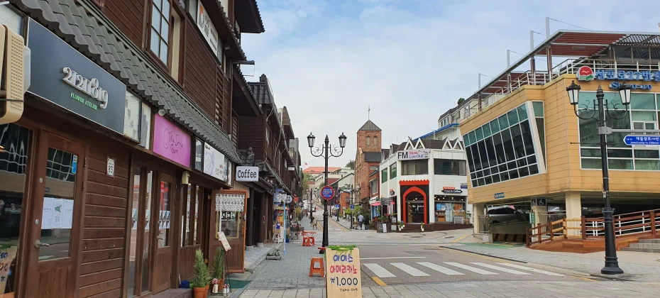 Incheon Jung-gu 1-day Experience Tour(Ocean Railbike / Cruise / Hanbok / traditional Korean paper / Traditional Market) (34/43)