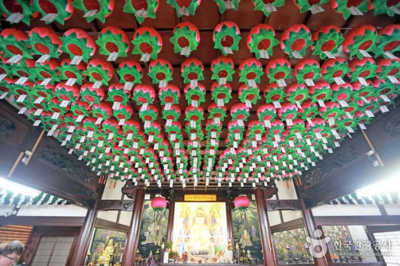 Gunsan Dongguksa Temple  (7/10)