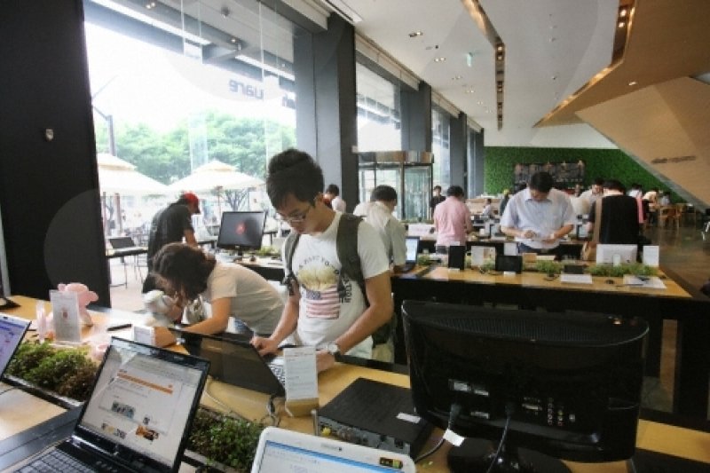 KT Square (KT스퀘어) (1/2)