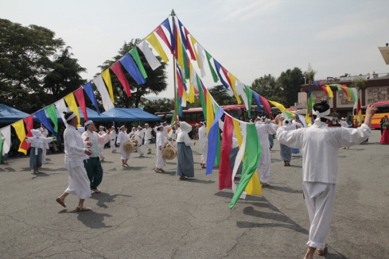 Saturday Traditional Folk Play  (2/5)