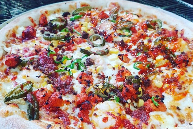 PIZZA WORKS  (2/3)