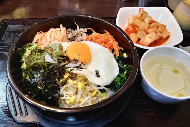 Gaerong Golmok Naengmyeon  (1/3)