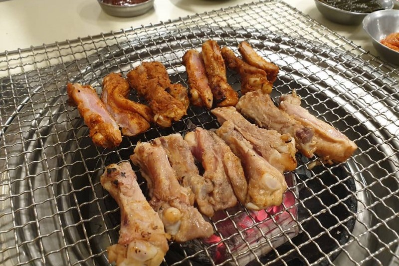 Huamdong Sutbul Dakgalbi  (4/5)