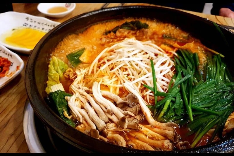 Seonggyeong Mndu Yori Jeonmunjeom Jongno Branch  (1/8)