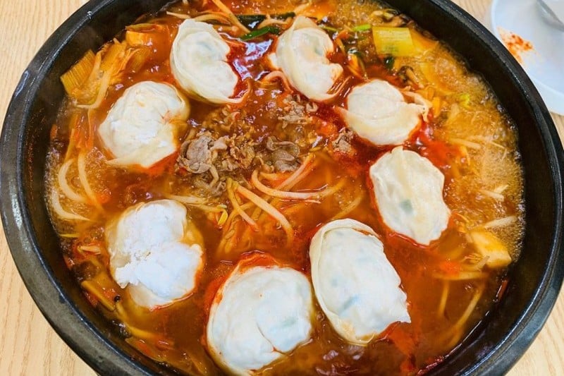 Seonggyeong Mndu Yori Jeonmunjeom Jongno Branch  (4/8)