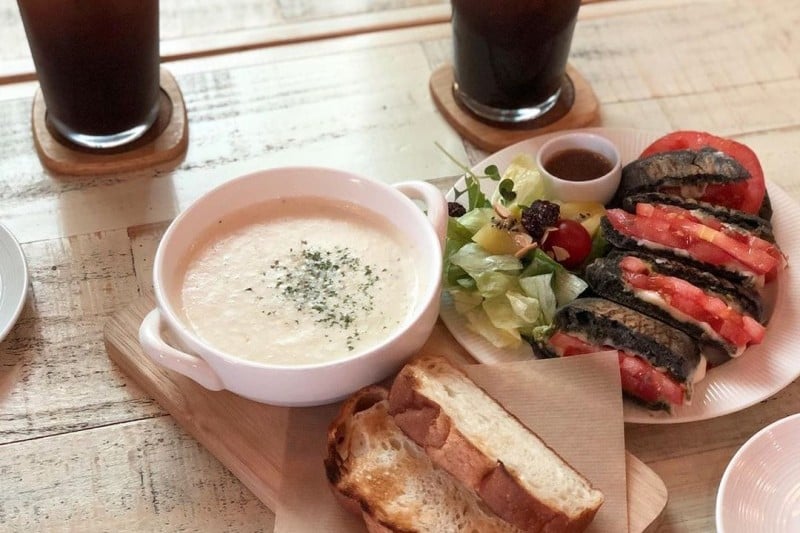 CAFE HILO Seochang Branch  (4/8)