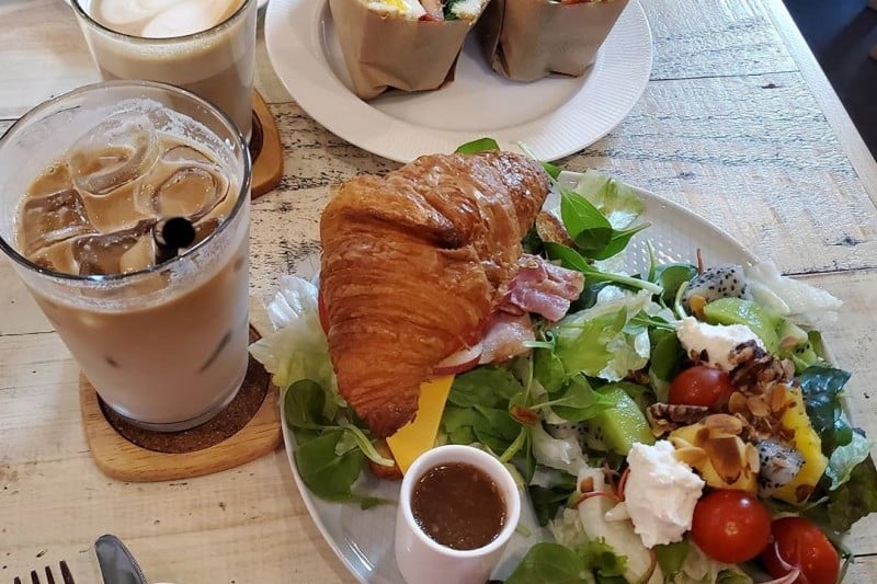 CAFE HILO Seochang Branch  (5/8)