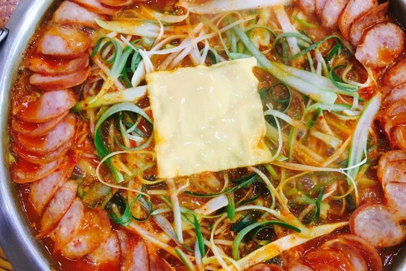 Daehanminguk Budaejjigae  (1/2)