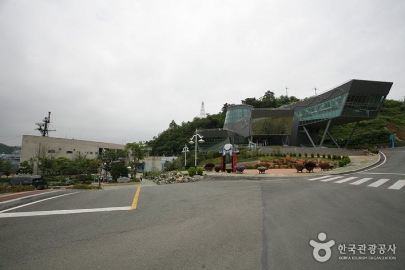 Changwon Marine Park  (2/5)