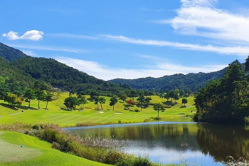 Pine Hills Country Club  (2/6)