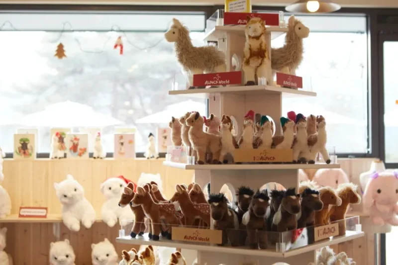 AlpacaWorld  (28/39)