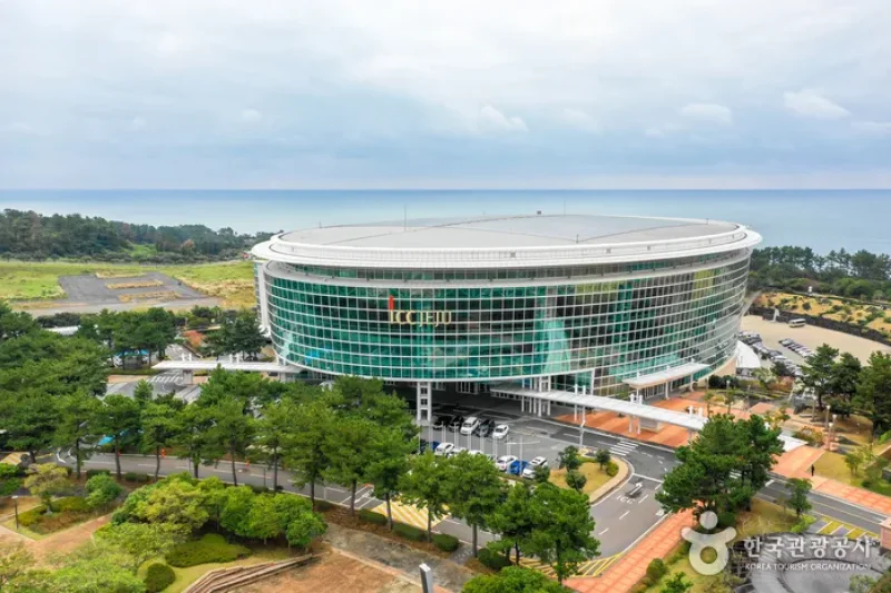 International Convention Center Jeju (ICC Jeju) (제주국제컨벤션센터) (13/14)