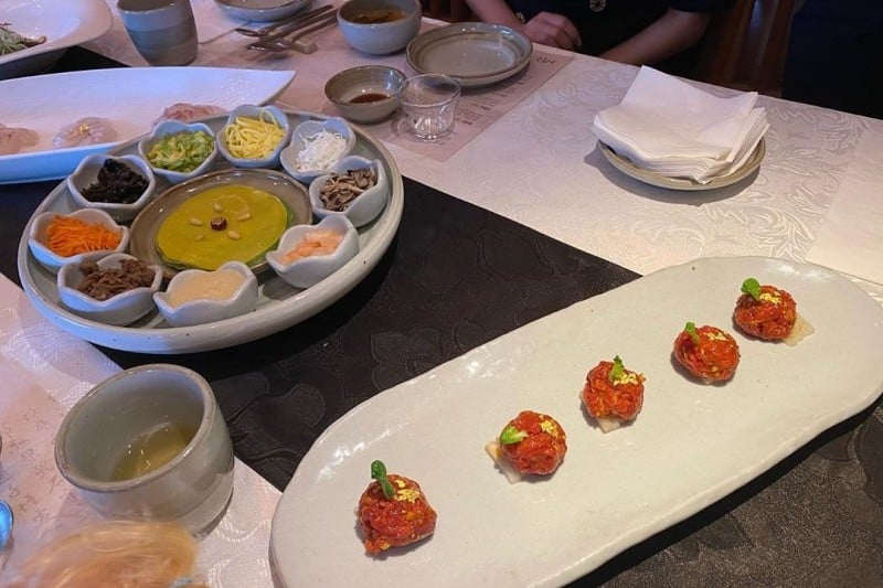 KYUNGBOKKUNG (4/6)