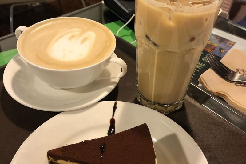 THE SKI &amp; Coffee (5/5)