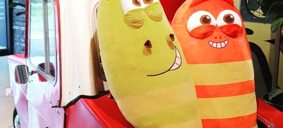 Larva Town (10/15)