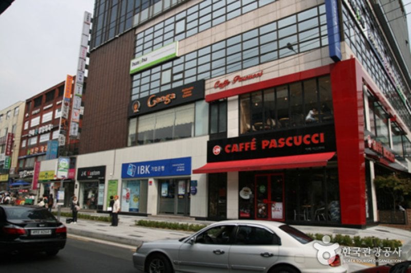 Ganga - Apgujeong Branch  (1/9)