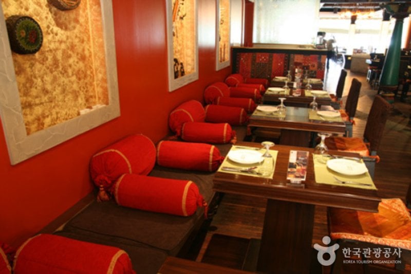 Ganga - Apgujeong Branch  (3/9)