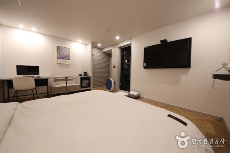 Hotel French Code [Korea Quality] / 호텔 프렌치코드 [한국관광 품질인증/Korea Quality] (11/48)