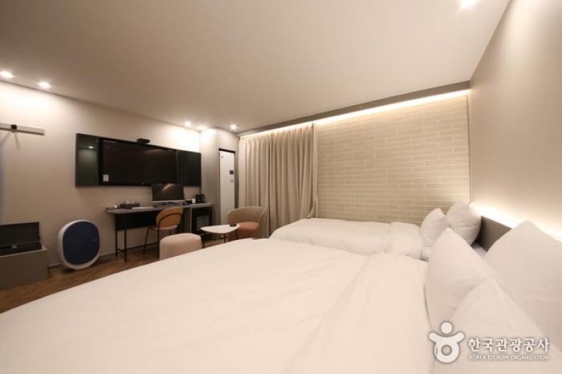 Hotel French Code [Korea Quality] / 호텔 프렌치코드 [한국관광 품질인증/Korea Quality] (13/48)