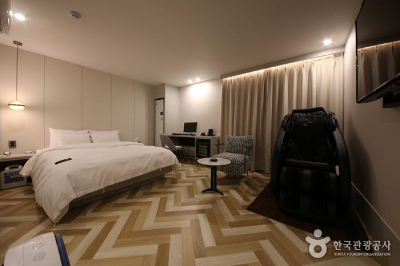 Hotel French Code [Korea Quality] / 호텔 프렌치코드 [한국관광 품질인증/Korea Quality] (17/48)
