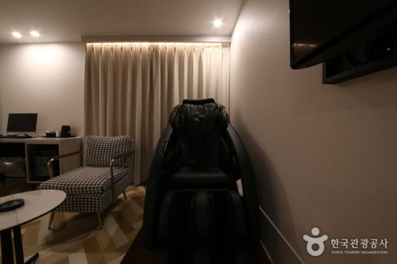 Hotel French Code [Korea Quality] / 호텔 프렌치코드 [한국관광 품질인증/Korea Quality] (18/48)