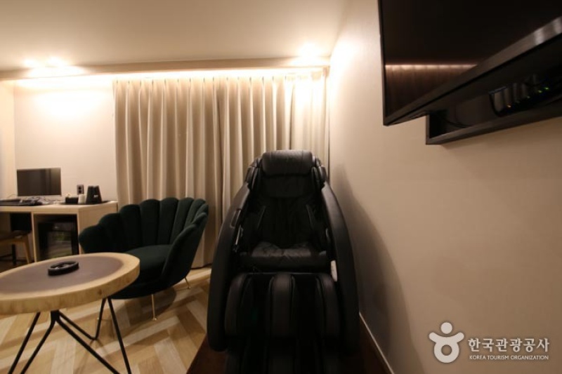 Hotel French Code [Korea Quality] / 호텔 프렌치코드 [한국관광 품질인증/Korea Quality] (26/48)