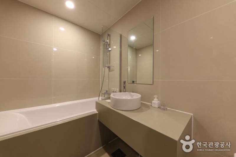 Hotel French Code [Korea Quality] / 호텔 프렌치코드 [한국관광 품질인증/Korea Quality] (36/48)
