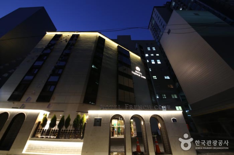 Hotel French Code [Korea Quality] / 호텔 프렌치코드 [한국관광 품질인증/Korea Quality] (39/48)