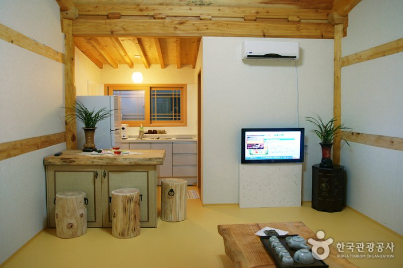 NABIdream Hanok Stay [Korea Quality] / 한옥펜션 나비의 꿈 [한국관광 품질인증/Korea Quality] (4/9)