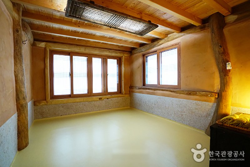 NABIdream Hanok Stay [Korea Quality] / 한옥펜션 나비의 꿈 [한국관광 품질인증/Korea Quality] (6/9)