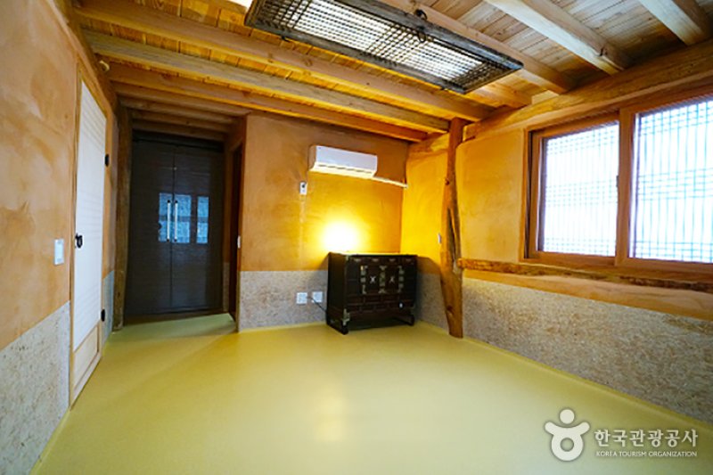 NABIdream Hanok Stay [Korea Quality] / 한옥펜션 나비의 꿈 [한국관광 품질인증/Korea Quality] (7/9)
