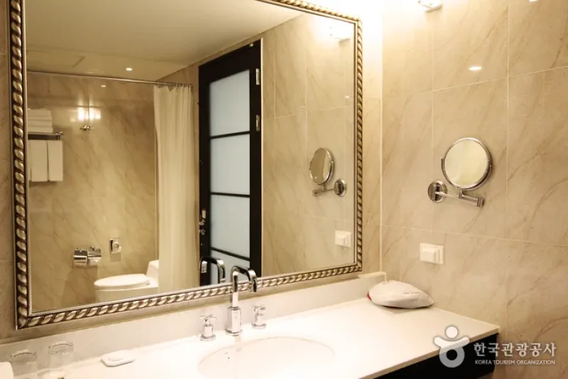 Ramada Hotel &amp; Suites by Wyndham Seoul Namdaemun [Korea Quality] / 라마다 호텔앤스위트 서울남대문 [한국관광 품질인증/Korea Quality] (26/44)