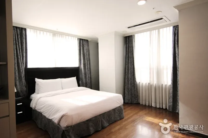 Ramada Hotel &amp; Suites by Wyndham Seoul Namdaemun [Korea Quality] / 라마다 호텔앤스위트 서울남대문 [한국관광 품질인증/Korea Quality] (28/44)