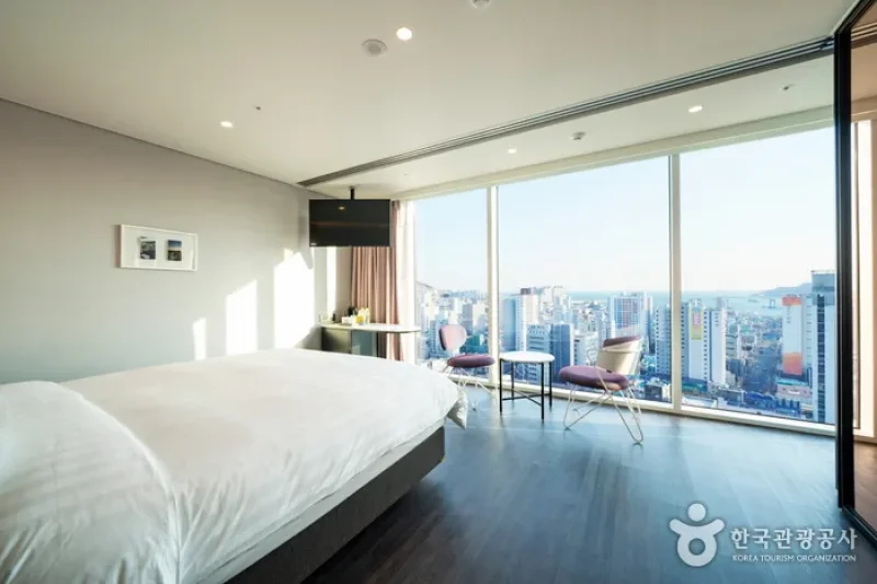 La Valse Hotel Busan [Korea Quality] / 라발스호텔 [한국관광 품질인증/Korea Quality] (9/59)