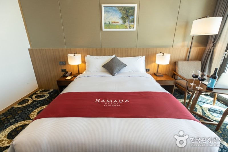 Ramada Plaza by Wyndham Yeosu [Korea Quality] / 라마다프라자 바이윈덤 여수 [한국관광 품질인증/Korea Quality] (8/49)