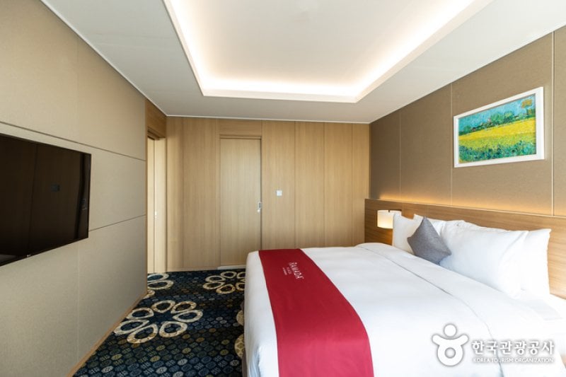 Ramada Plaza by Wyndham Yeosu [Korea Quality] / 라마다프라자 바이윈덤 여수 [한국관광 품질인증/Korea Quality] (17/49)