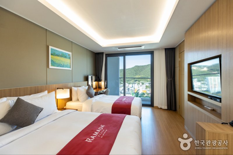 Ramada Plaza by Wyndham Yeosu [Korea Quality] / 라마다프라자 바이윈덤 여수 [한국관광 품질인증/Korea Quality] (24/49)