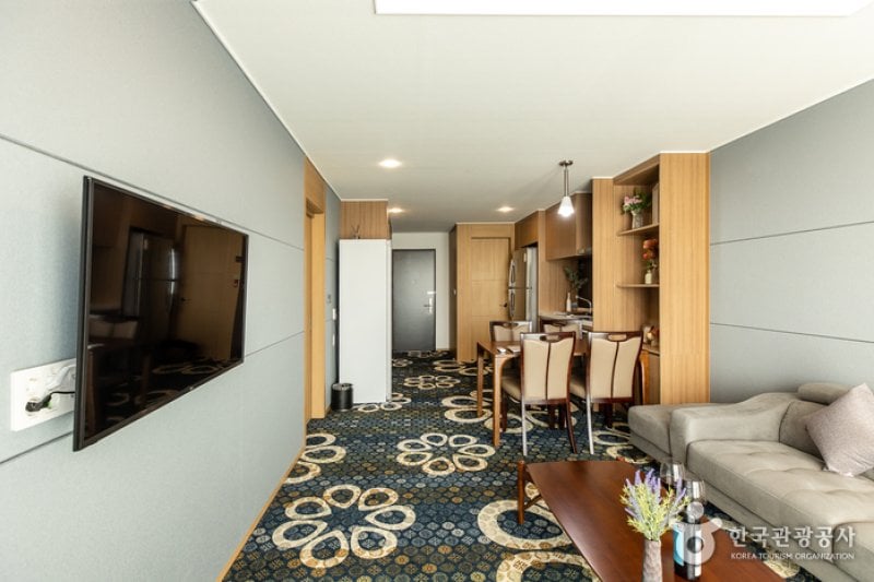 Ramada Plaza by Wyndham Yeosu [Korea Quality] / 라마다프라자 바이윈덤 여수 [한국관광 품질인증/Korea Quality] (30/49)