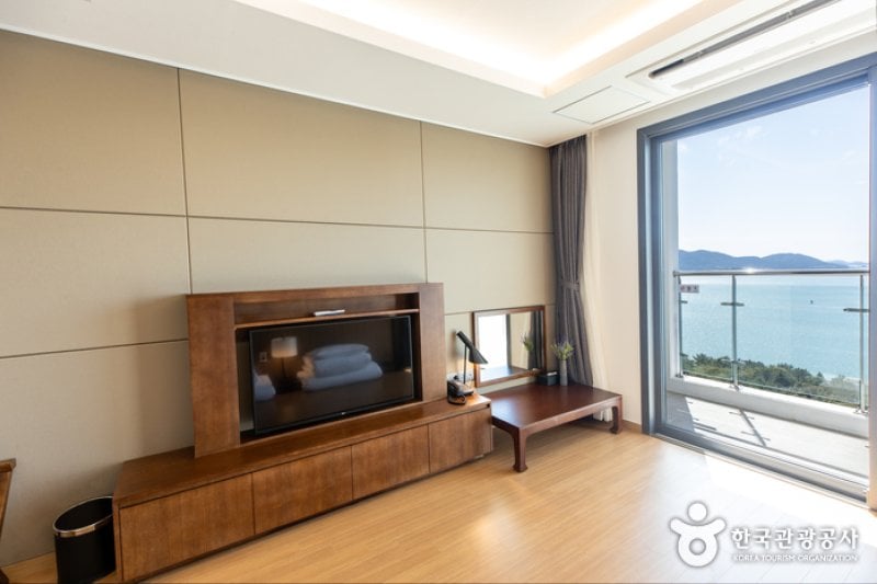 Ramada Plaza by Wyndham Yeosu [Korea Quality] / 라마다프라자 바이윈덤 여수 [한국관광 품질인증/Korea Quality] (38/49)