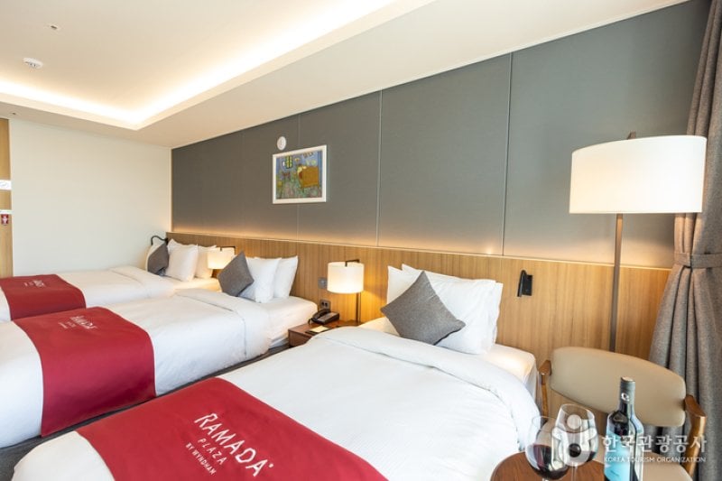 Ramada Plaza by Wyndham Yeosu [Korea Quality] / 라마다프라자 바이윈덤 여수 [한국관광 품질인증/Korea Quality] (41/49)