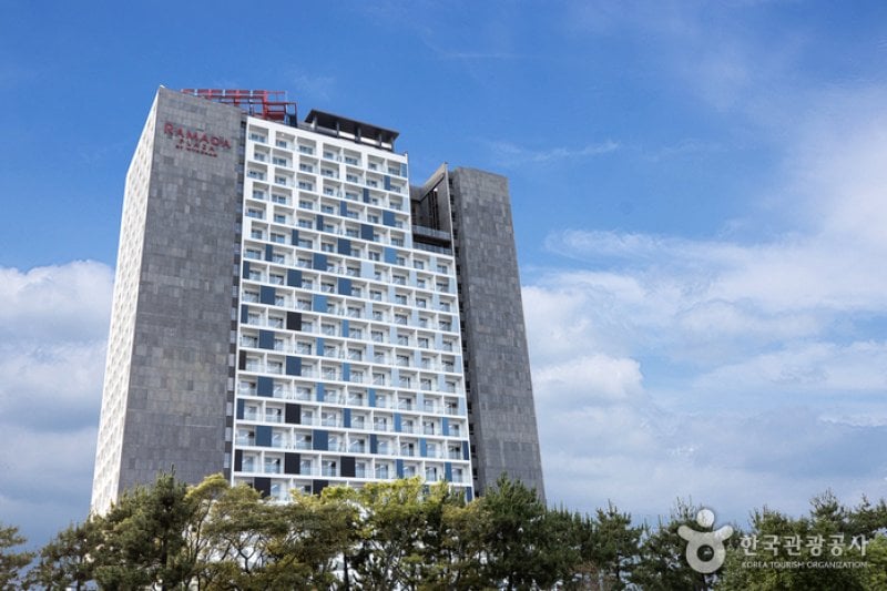 Ramada Plaza by Wyndham Yeosu [Korea Quality] / 라마다프라자 바이윈덤 여수 [한국관광 품질인증/Korea Quality] (49/49)