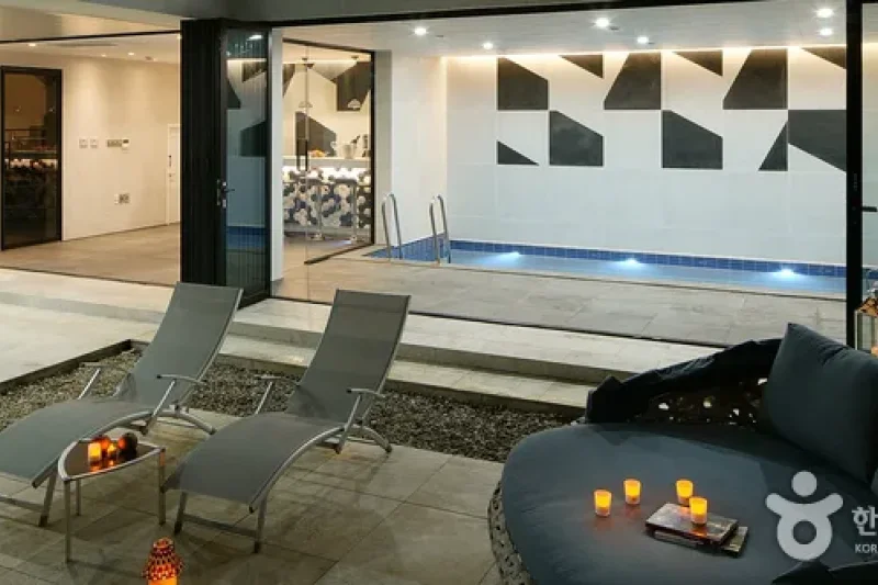 Be, Bridge Pool Villa Resort  (24/60)