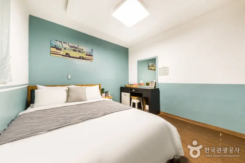 Sinchon Sisters Hostel [Korea Quality] / 신촌 시스터즈 [한국관광 품질인증/Korea Quality] (4/12)