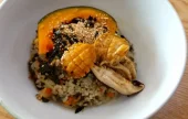 Tteurae Honghapbap 