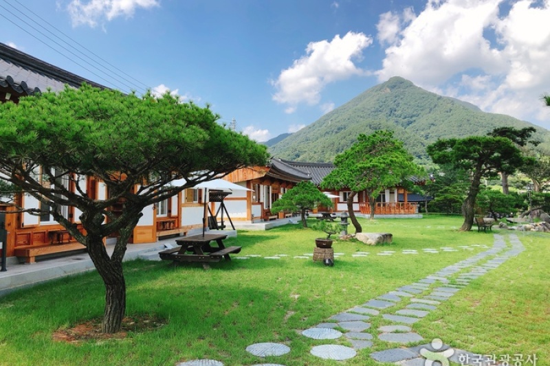 Erang Hanok Stay [Korea Quality] / 이랑한옥스테이 [한국관광 품질인증/Korea Quality] (1/11)